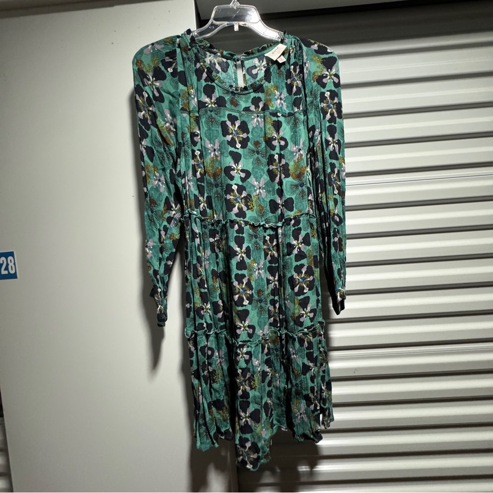 Knox Rose Green and Black A-Line Dress with Cuffed Long Sleeves